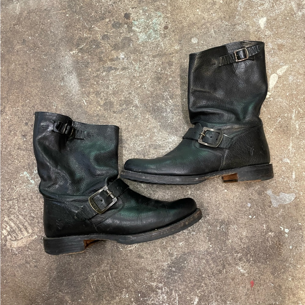 Frye Veronica short boots in Black leather